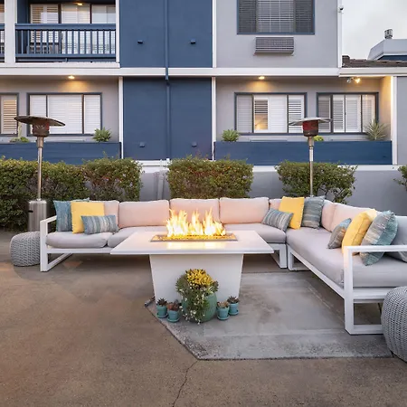 Mariposa Inn&Suites-2