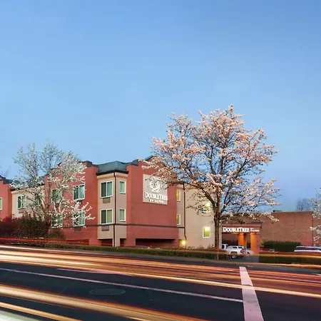 Doubletree By Hilton Portland Tigard-2