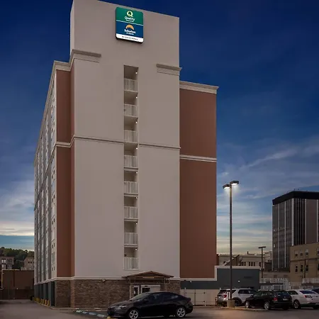 Quality Inn & Suites Charleston - Civic Center-2