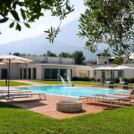 Seven Park Hotel Lake Como - Adults Only-3