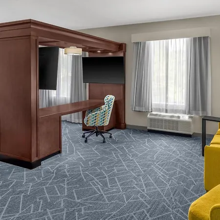 Hampton Inn And Suites Coconut Creek-2