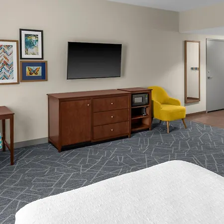 Hampton Inn And Suites Coconut Creek-3