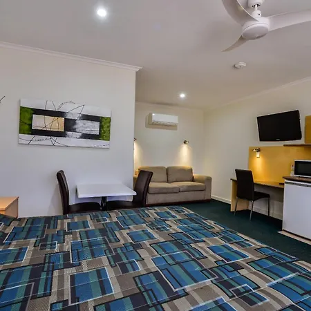 Comfort Inn & Suites Augusta Westside-3