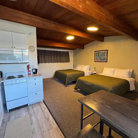The Pioneer Motel-3