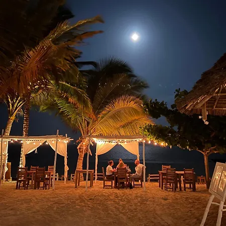 White Dream Lodge & Restaurant, Beach Front, Ocean View-2
