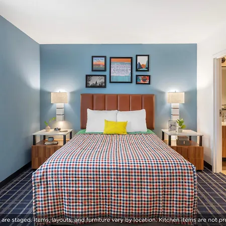 Uptown Suites Extended Stay Tampa Fl - Riverview-3