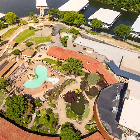 Lodge Of Four Seasons Golf Resort, Marina & Spa-2