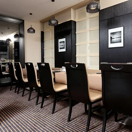 Hotel Elysees Paris-2