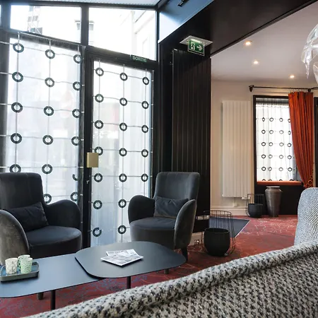 Hotel Plaza Etoile-3