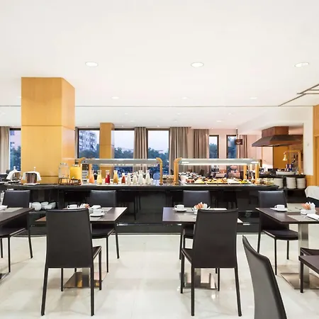 Best Western Premier Cmc Girona-3