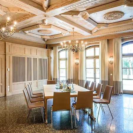 Bauer Hotel Und Restaurant-3