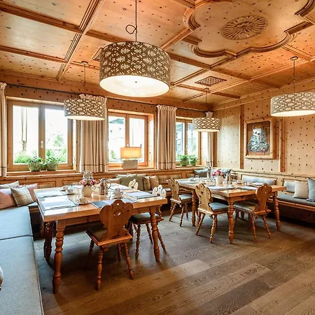 Bauer Hotel Und Restaurant-2