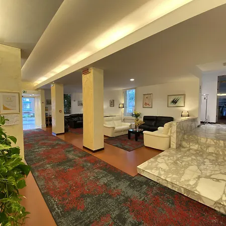 Coccodrillo Hotel & Apartments-2