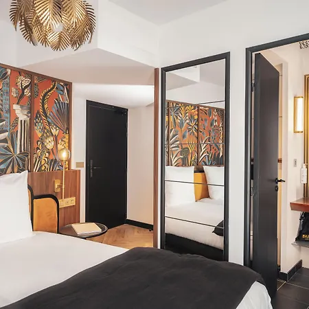 Billie Hotel-3