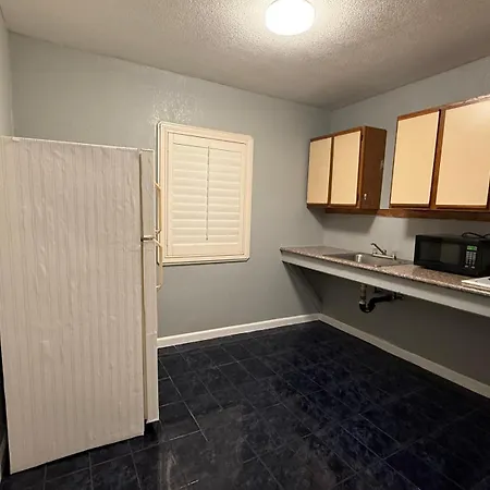 Great Value Inn & Suites-2