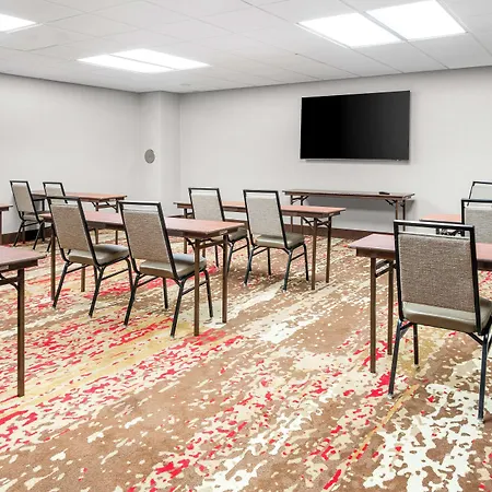 Hampton Inn Grand Rapids/North-2