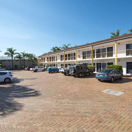 The Beach Motel Hervey Bay-2