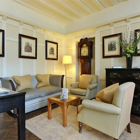 The Montagu Arms-3