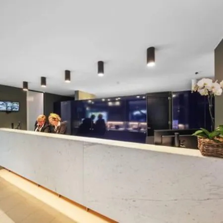 Belconnen Way Hotel & Serviced Apartments-2