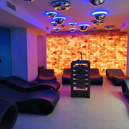 Ausonia Hungaria Wellness & Lifestyle-3