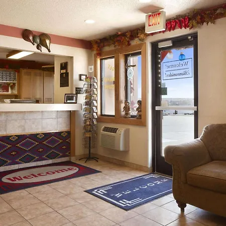 Super 8 By Wyndham Las Vegas-3