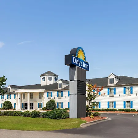 Days Inn By Wyndham Shallotte-3