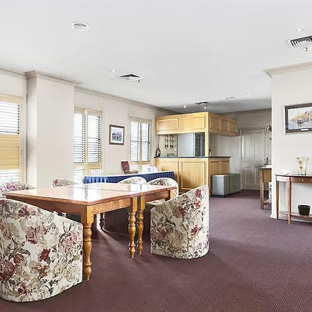 Quality Inn Colonial-2