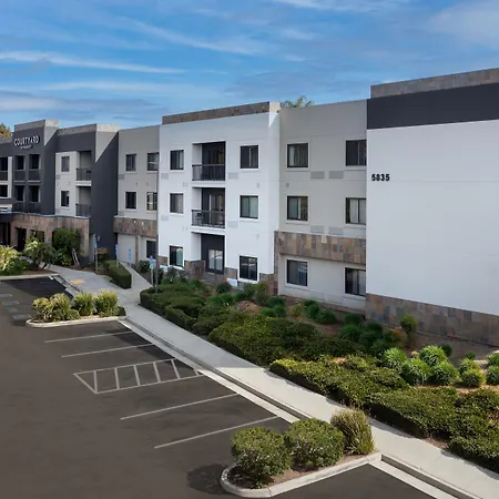 Courtyard By Marriott San Diego Carlsbad-3