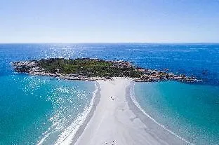 Diamond Island Resort, Restaurant & Bar And Penguin Show-3