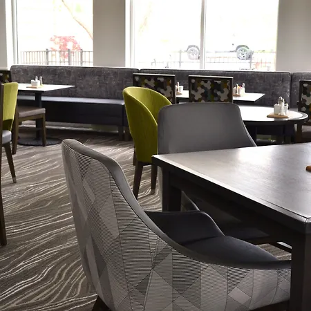 Hilton Garden Inn Cincinnati Northeast-2