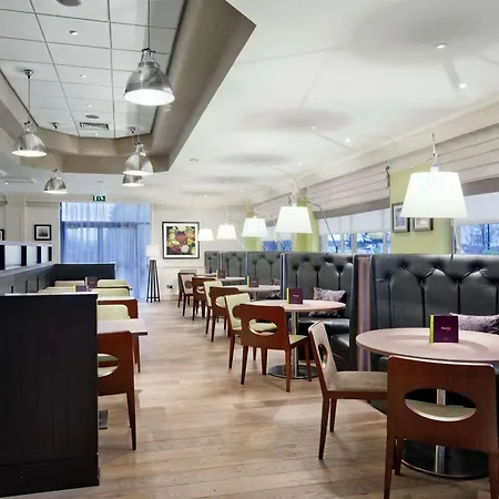 Doubletree By Hilton Glasgow Strathclyde-2