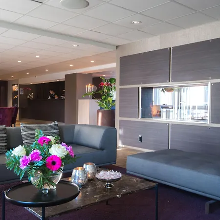 Best Western Plus Park Airport Hotel-2