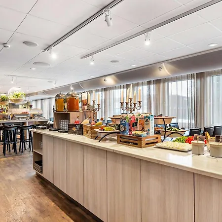 Best Western Plus Park Airport Hotel-2
