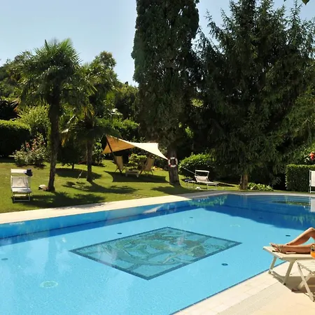 Hotel Villa Clementina-3