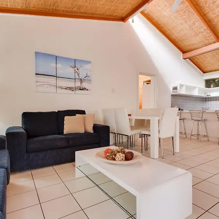 Nautilus Beachfront Villas & Spa-2