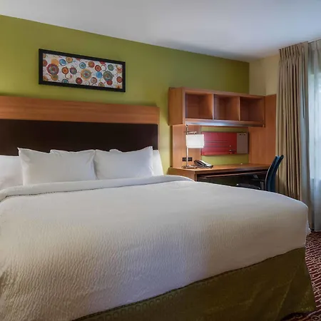 Towneplace Suites By Marriott Baton Rouge South-2
