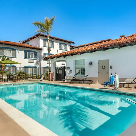 Best Western Plus Capitola By-The-Sea Inn & Suites-3