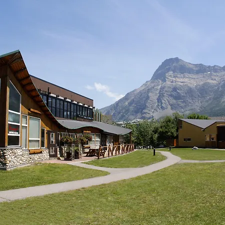 Waterton Lakes Lodge Resort-3