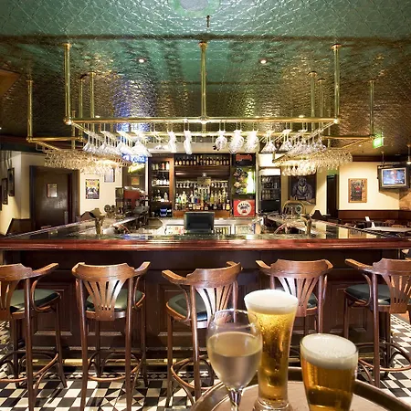 Stamford Plaza Sydney Airport Hotel & Conference Centre-3