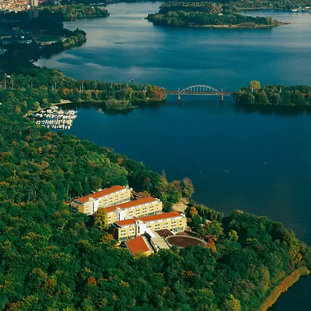 Seminaris Seehotel Potsdam-3