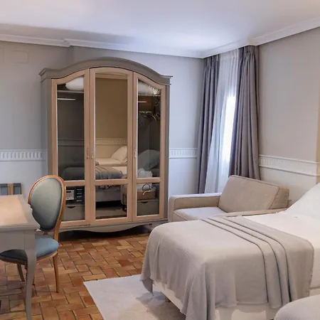 Hotel Gravina 51-2