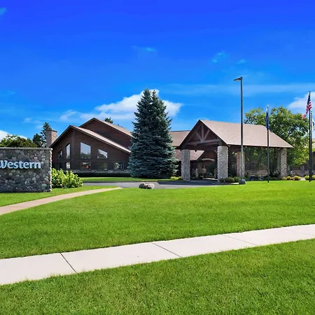 Best Western Northwoods Lodge-2