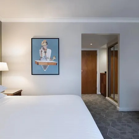 Delta Hotels By Marriott Waltham Abbey-3