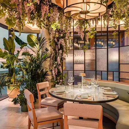 Anantara Plaza Nice Hotel - A Leading Hotel Of The World-3
