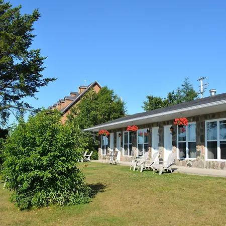 Hotel Cap-Aux-Pierres-2