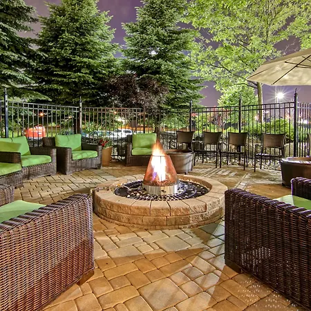 Hilton Garden Inn Toronto/Mississauga-3