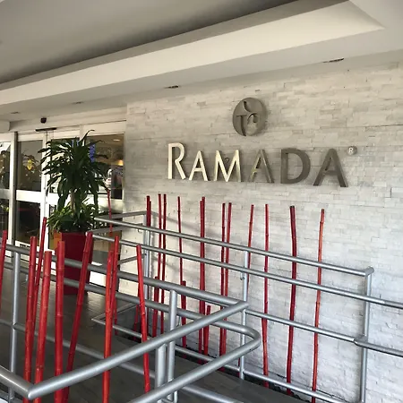 Ramada By Wyndham Miami Springs/Miami International Airport-2