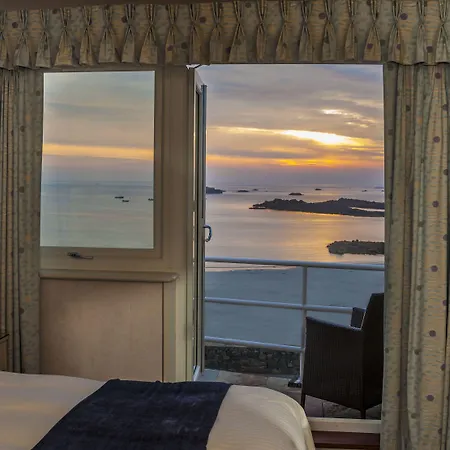 Cobo Bay Hotel-2