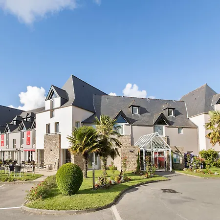Les Ormes Domaine Et Resort-3
