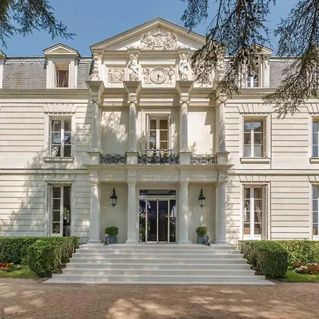 Chateau De Rochecotte-3